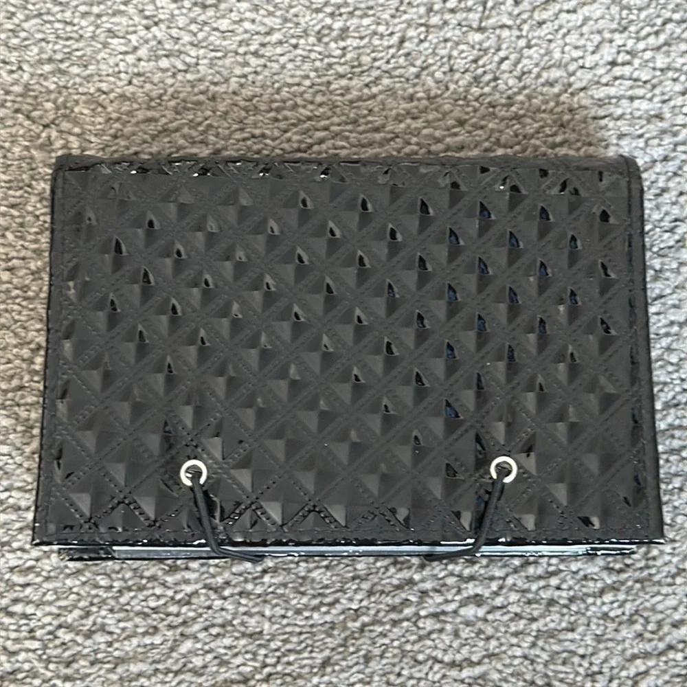 NWOT-Accordion File Organizer. 7”x5”x2.5”. Shiny Black, Diamond Textured.
